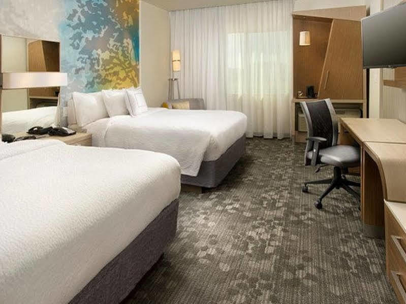 Courtyard Houston Nw/290 Corridor Hotell Eksteriør bilde